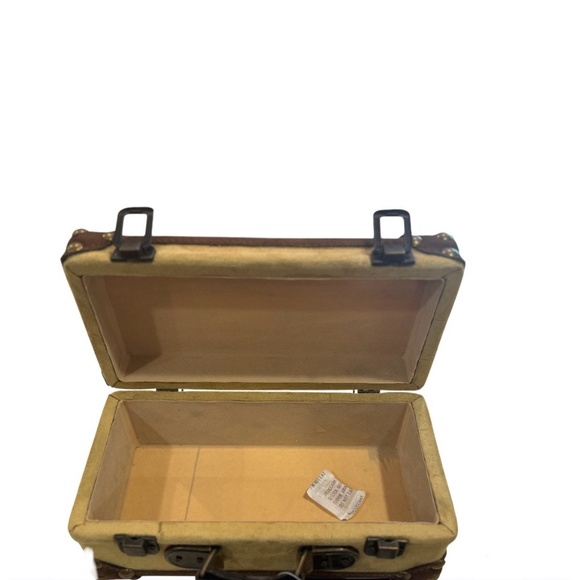 Betty Boop Suede Box Purse Handbag Collectible 2008 - Picture 7 of 7